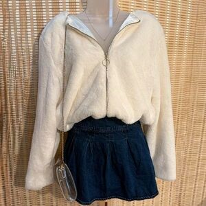 Women's Cream Zip-Up Jacket